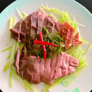 盐焗脆猪肚(原只)